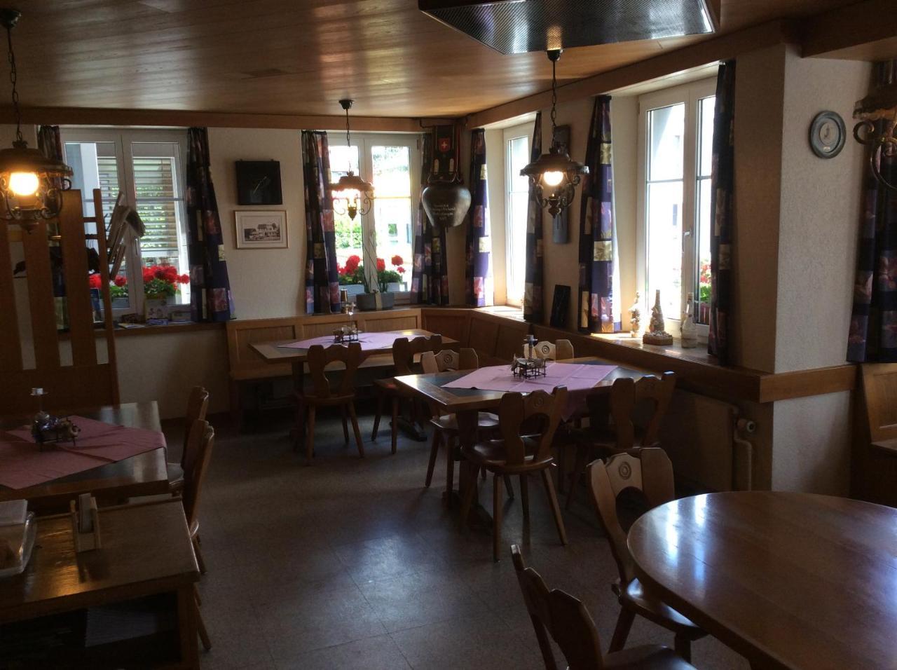 Hotel / Restaurant Post *